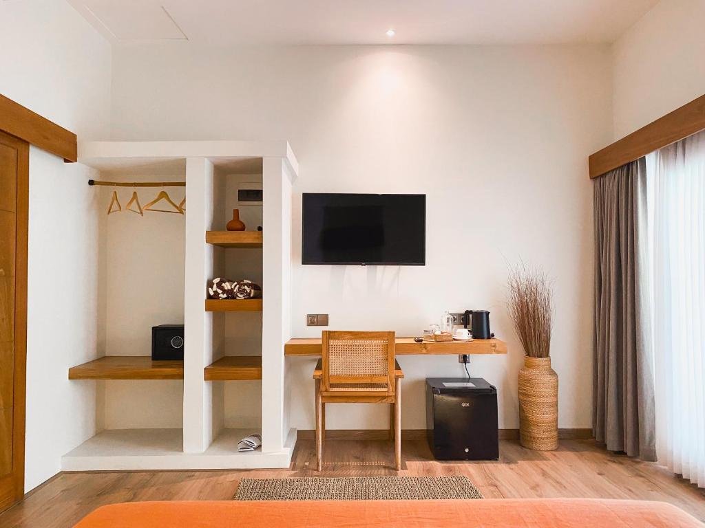 superior-room-bath-5